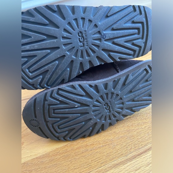 UGG dark brown boots size 6 - Picture 5 of 7